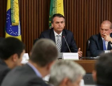 «Πράσινο» φως από Μπολσονάρο για αμερικανική βάση στη Βραζιλία: «Γιατί όχι»
